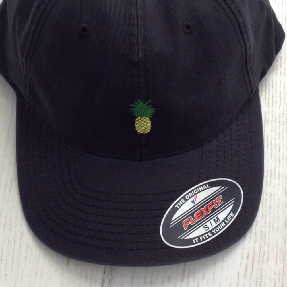 Baseball hat - Picture 3 of 3